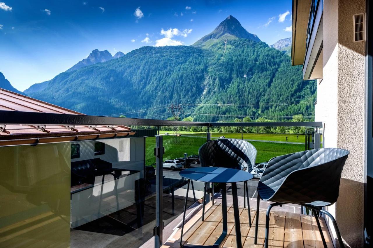 Vier Studios & Restaurant Längenfeld Eksteriør bilde