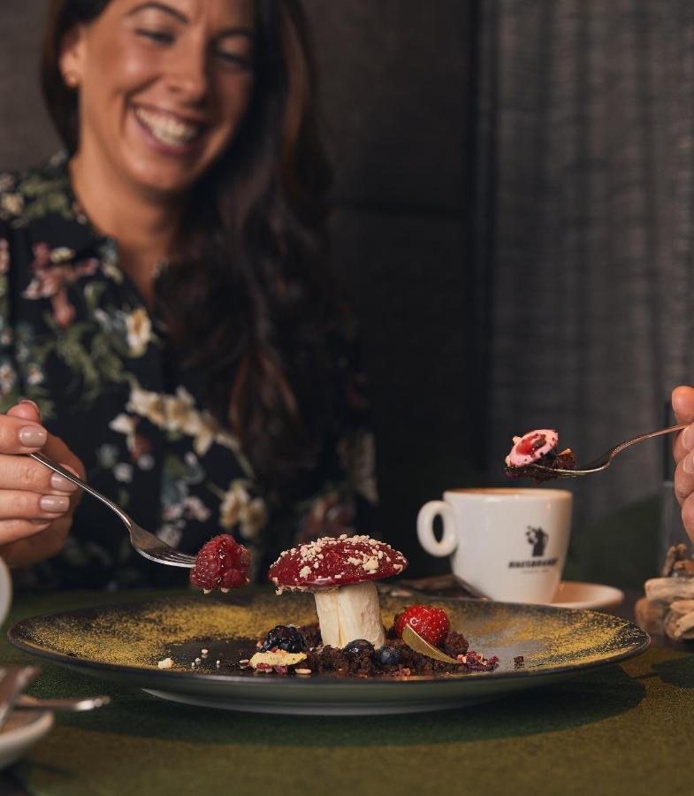 Vier Studios & Restaurant Längenfeld Eksteriør bilde